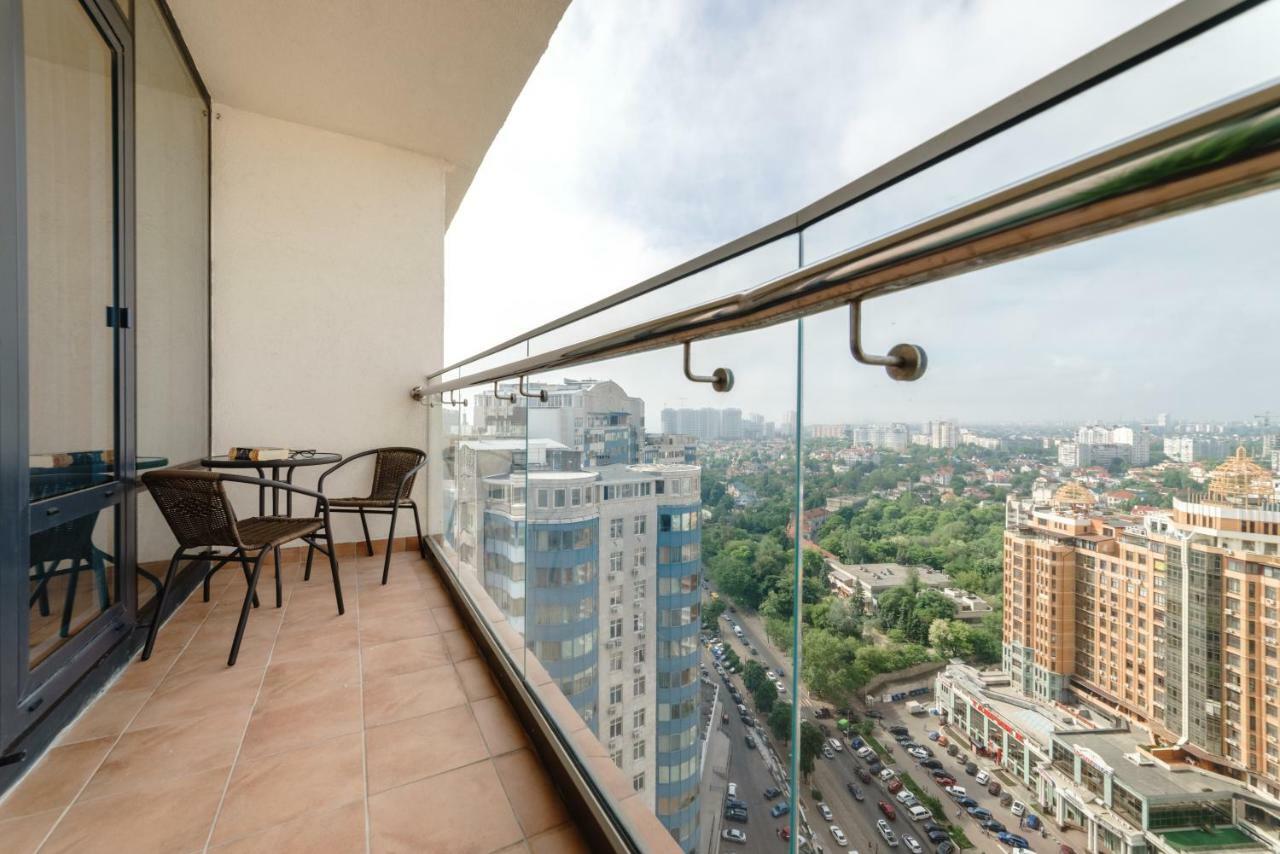 Arcadia Stylish Apartment Big Terrace! Odessa Exteriör bild